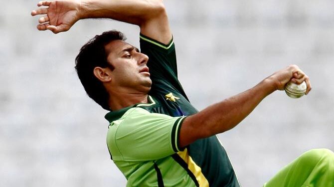 Hamare Spinners Kahan Hain: Pakistan’s Achilles’ Heel in the World Cup Unveils a Struggle with Spin Bowling